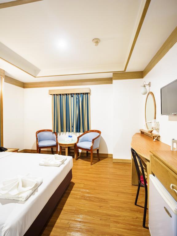 Hotel Bavana